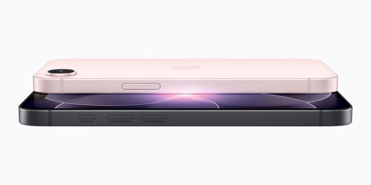 iPhone 17e vs Honor Magic V6