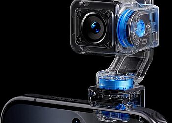 HONOR Robot Phone concept with gimbal camera (MWC 2026)