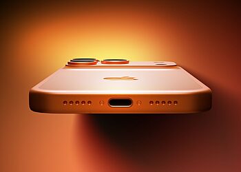 iPhone 17 Pro fastest charging benchmark